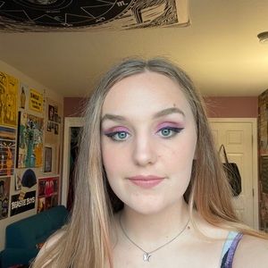 Meet your Posher, Allie